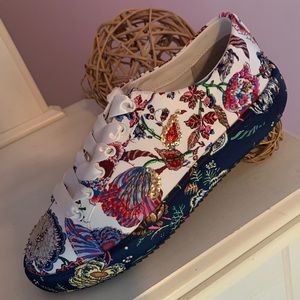NWOT Tory Burch sequined sneakers. Size 10.